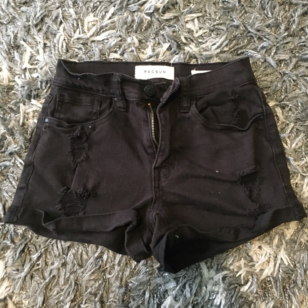 BLACK PACSUN SHORT SHORTS